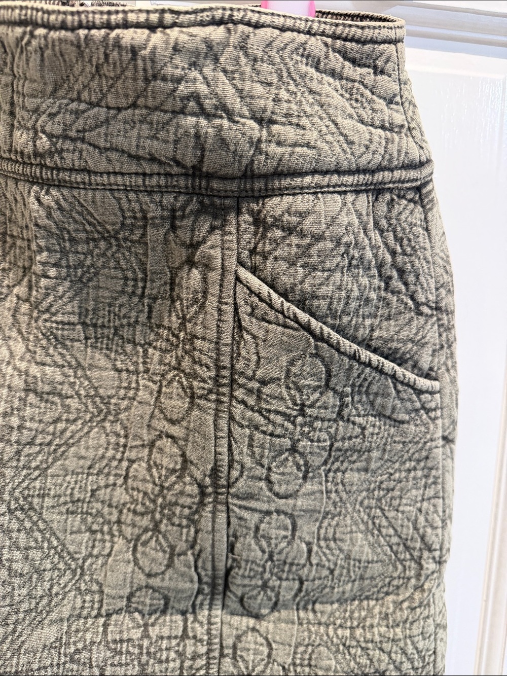 Pilcro Olive Quilted Mini Skirt with Front Pockets - Picture 4 of 6